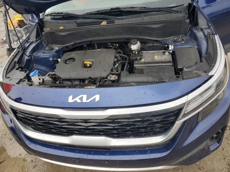 2022 KIA SELTOS EX  