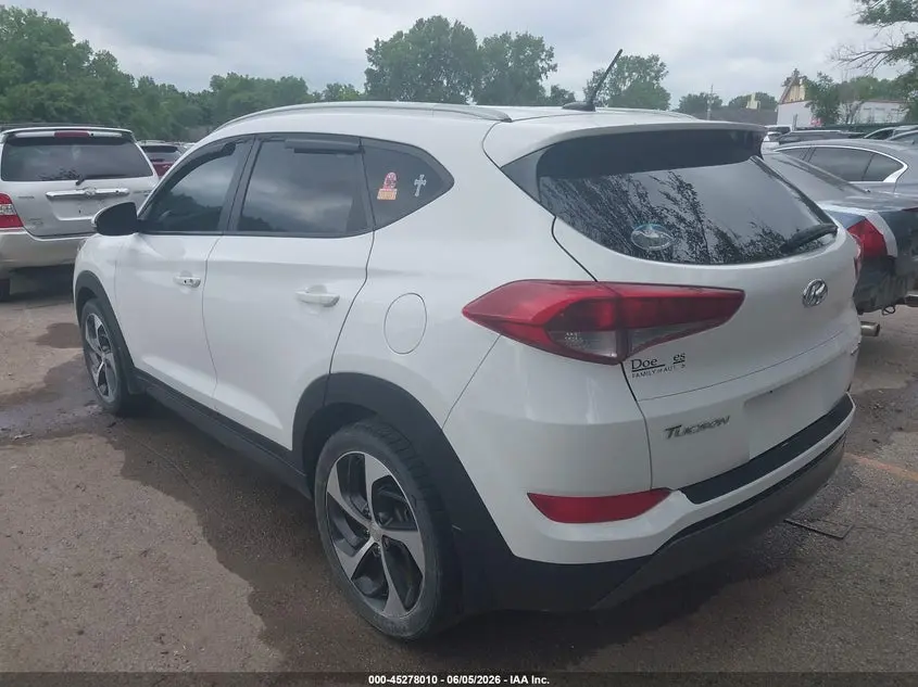 2016 HYUNDAI TUCSON SPORT