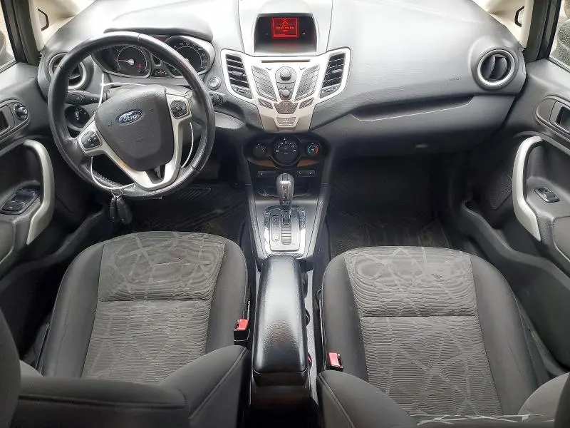 2011 FORD FIESTA SES  