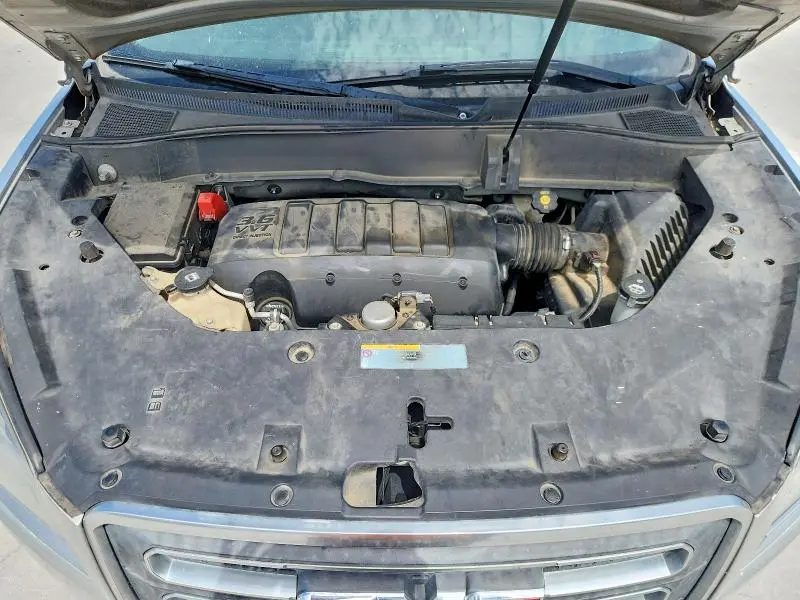 2013 GMC ACADIA SLT-1  