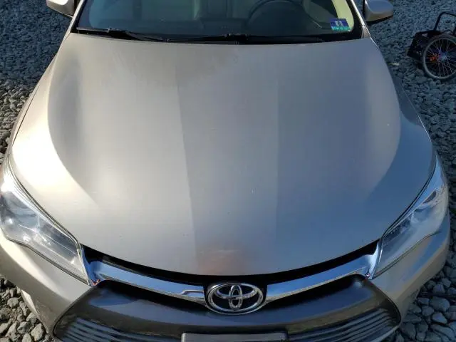 2015 TOYOTA CAMRY LE  