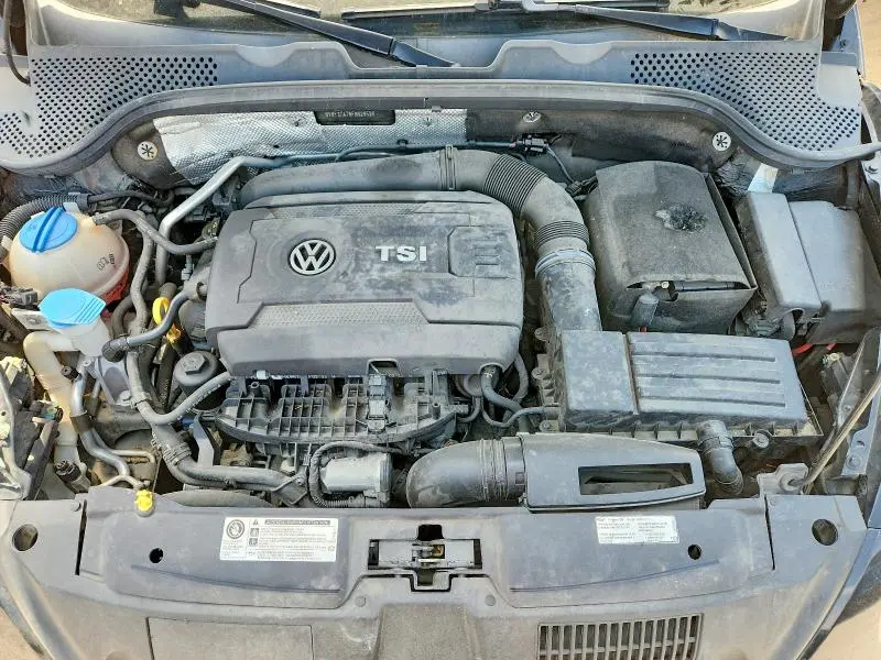 2015 VOLKSWAGEN BEETLE 1.8T  