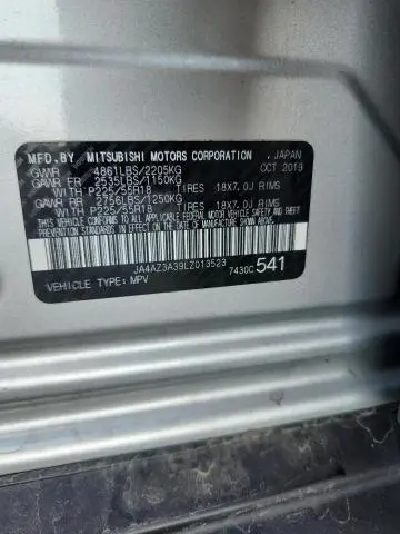 2020 MITSUBISHI OUTLANDER SE  