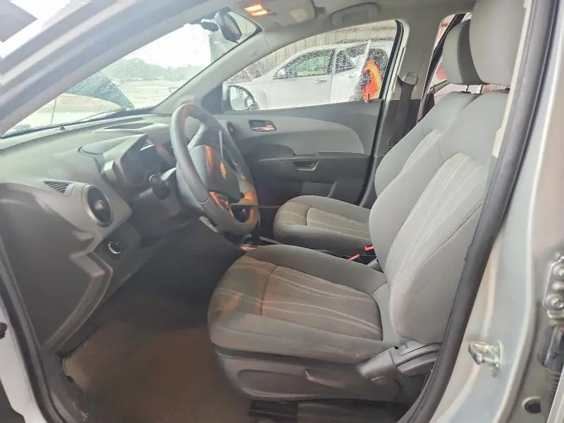 2015 CHEVROLET SONIC LT  