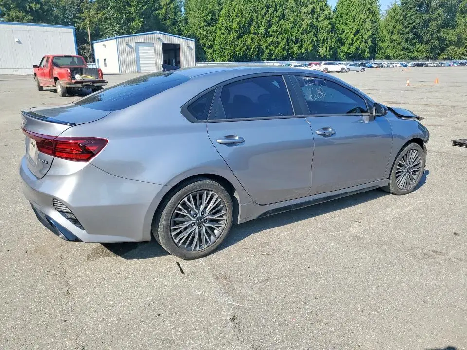 2023 KIA FORTE GT LINE  