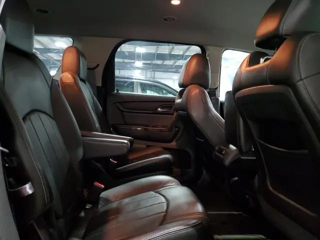 2014 GMC ACADIA SLT-2  