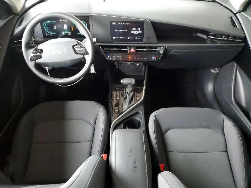 2026 KIA NIRO LX  