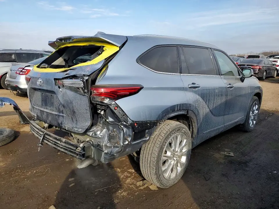 2020 TOYOTA HIGHLANDER LIMITED  