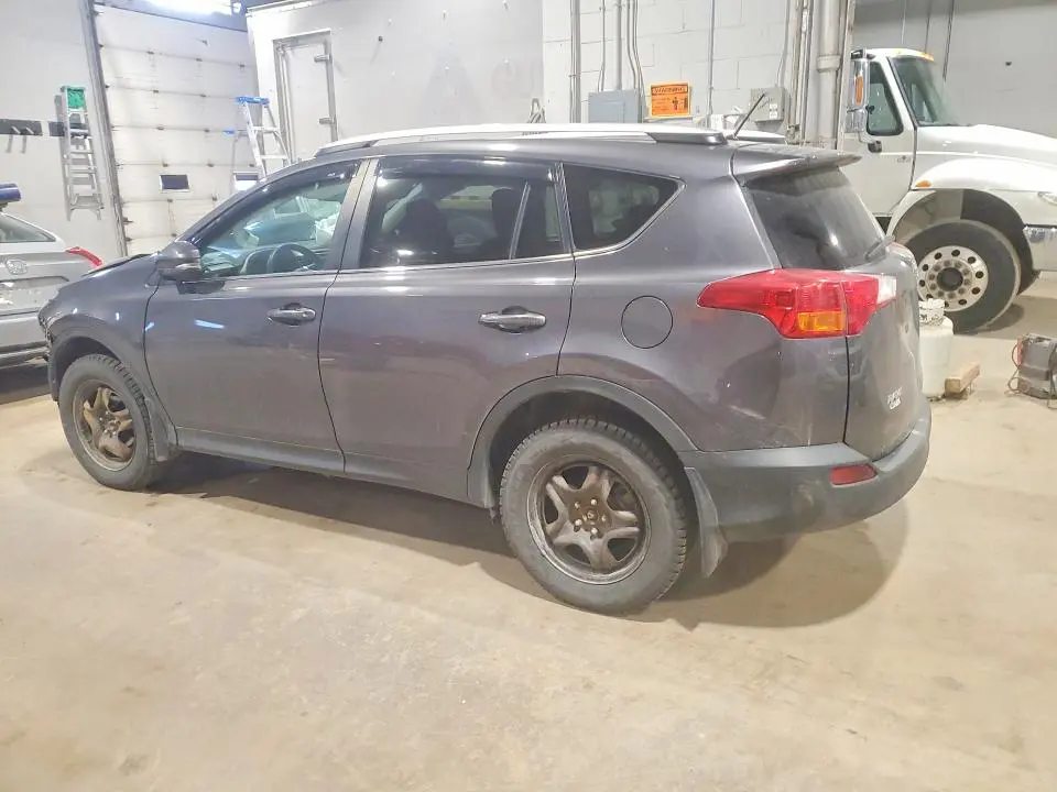 2015 TOYOTA RAV4 LE  