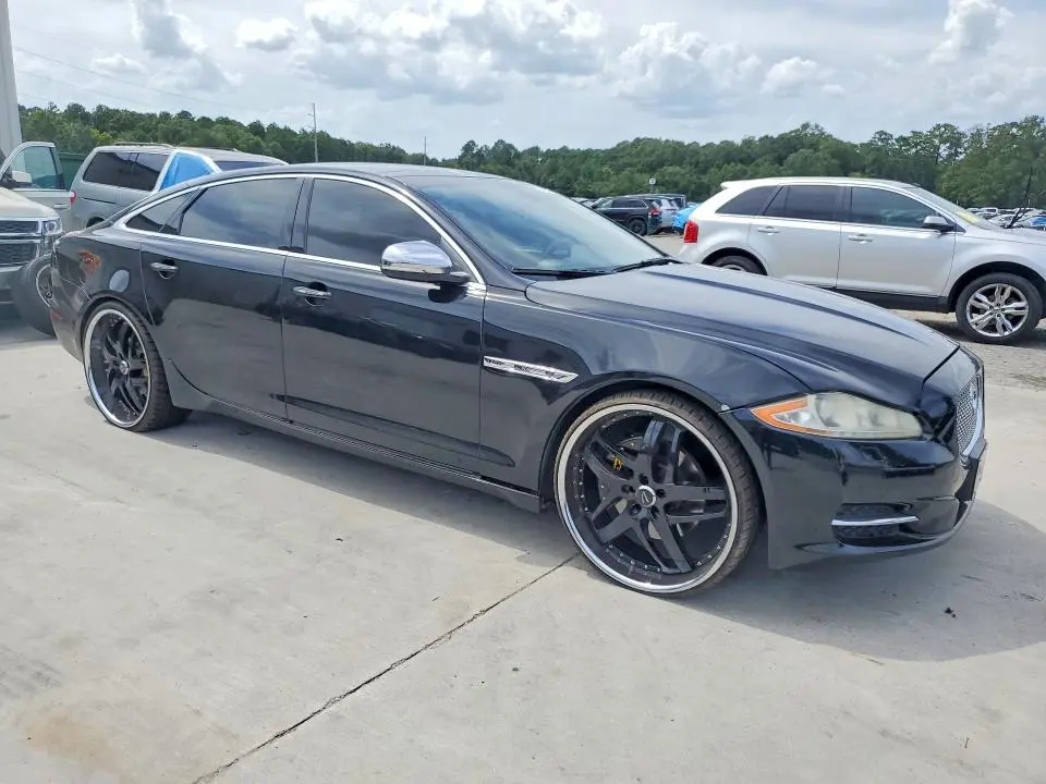 2012 JAGUAR XJL   