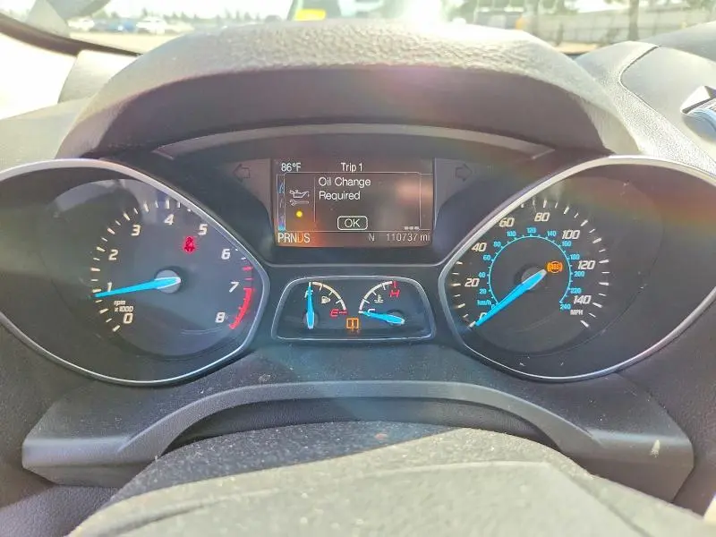 2016 FORD ESCAPE SE  