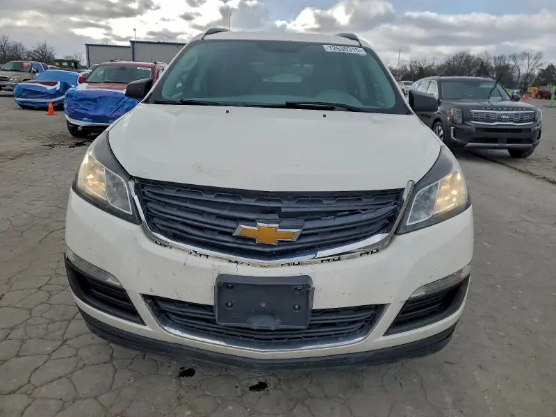 2015 CHEVROLET TRAVERSE LS  