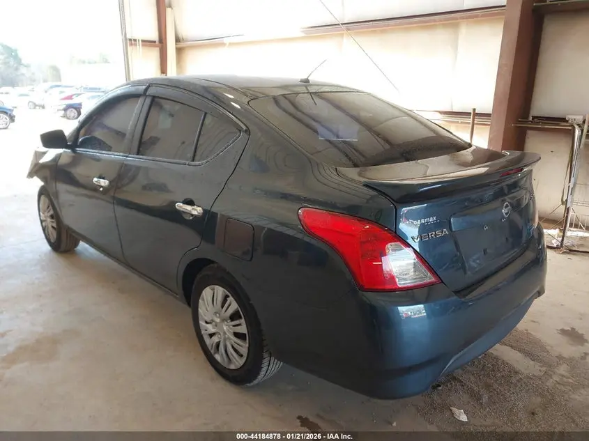 2015 NISSAN VERSA 1.6 SV