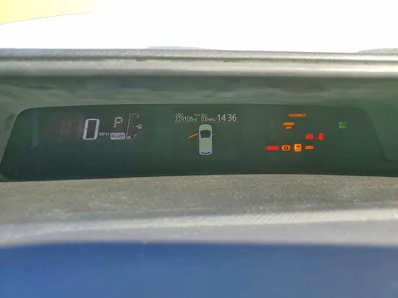 2015 TOYOTA PRIUS C TWO  