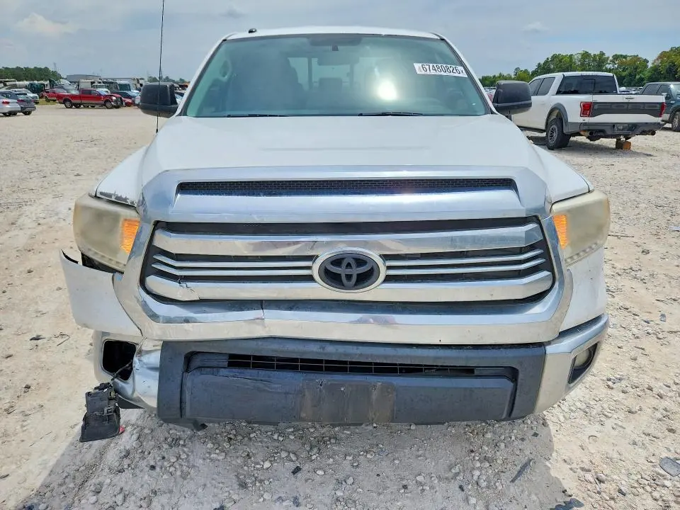 2017 TOYOTA TUNDRA SR5  