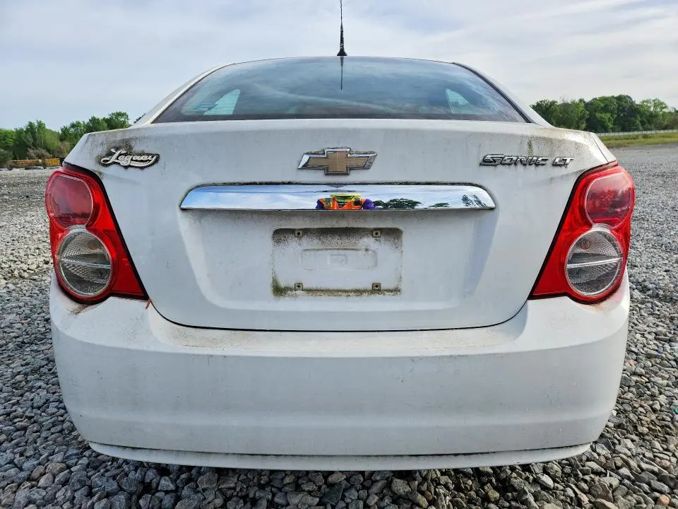 2013 CHEVROLET SONIC LT  
