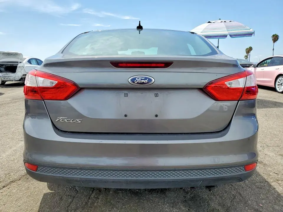 2014 FORD FOCUS S  