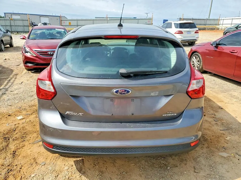2014 FORD FOCUS SE  