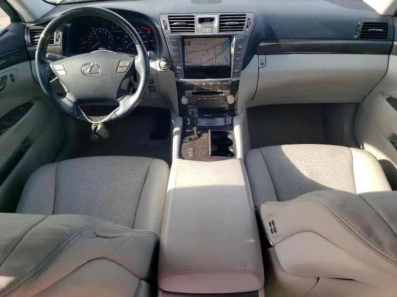 2010 LEXUS LS 460  