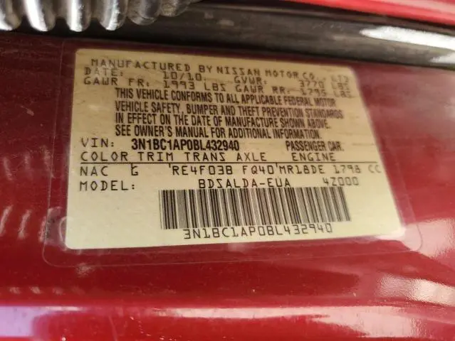 2011 NISSAN VERSA S  