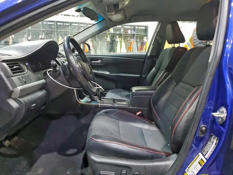 2016 TOYOTA CAMRY LE  