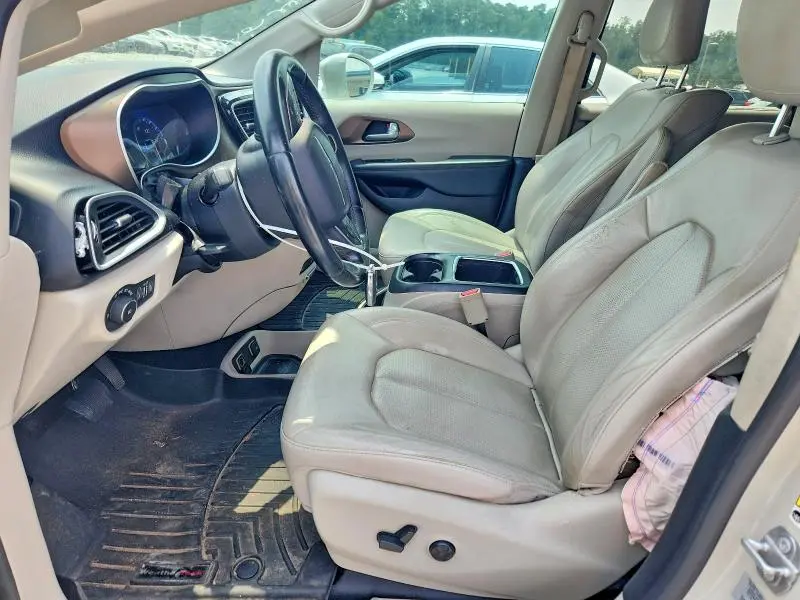 2017 CHRYSLER PACIFICA TOURING L PLUS  