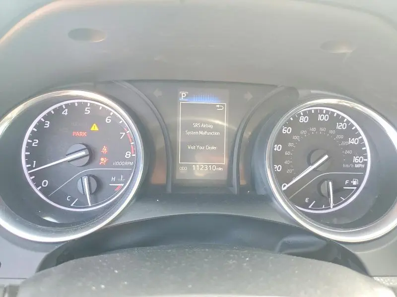 2018 TOYOTA CAMRY SE  