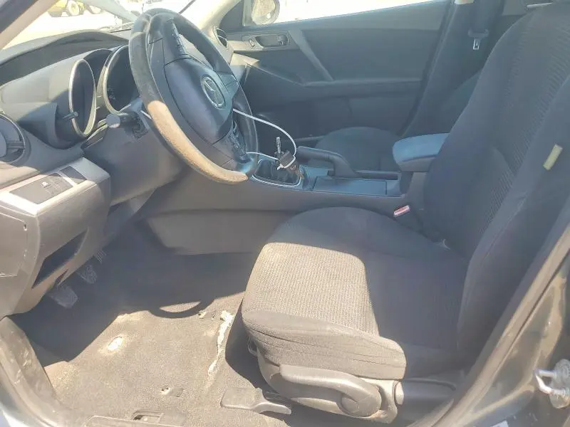 2013 MAZDA 3 I  