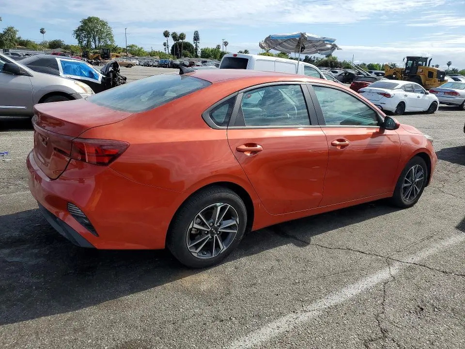 2022 KIA FORTE LXS  