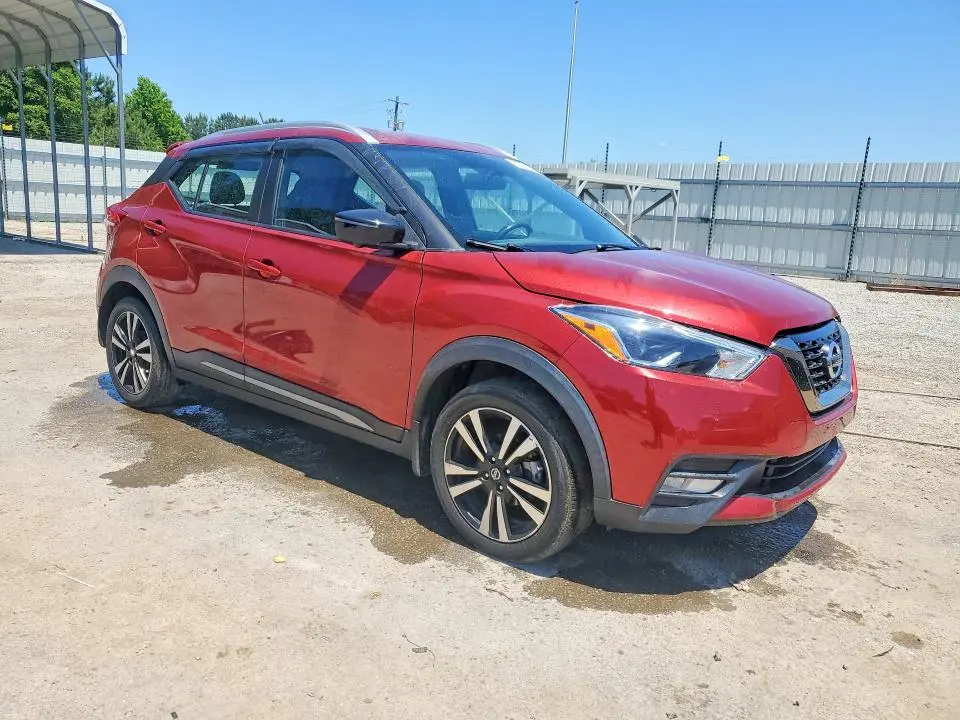 2019 NISSAN KICKS SR  