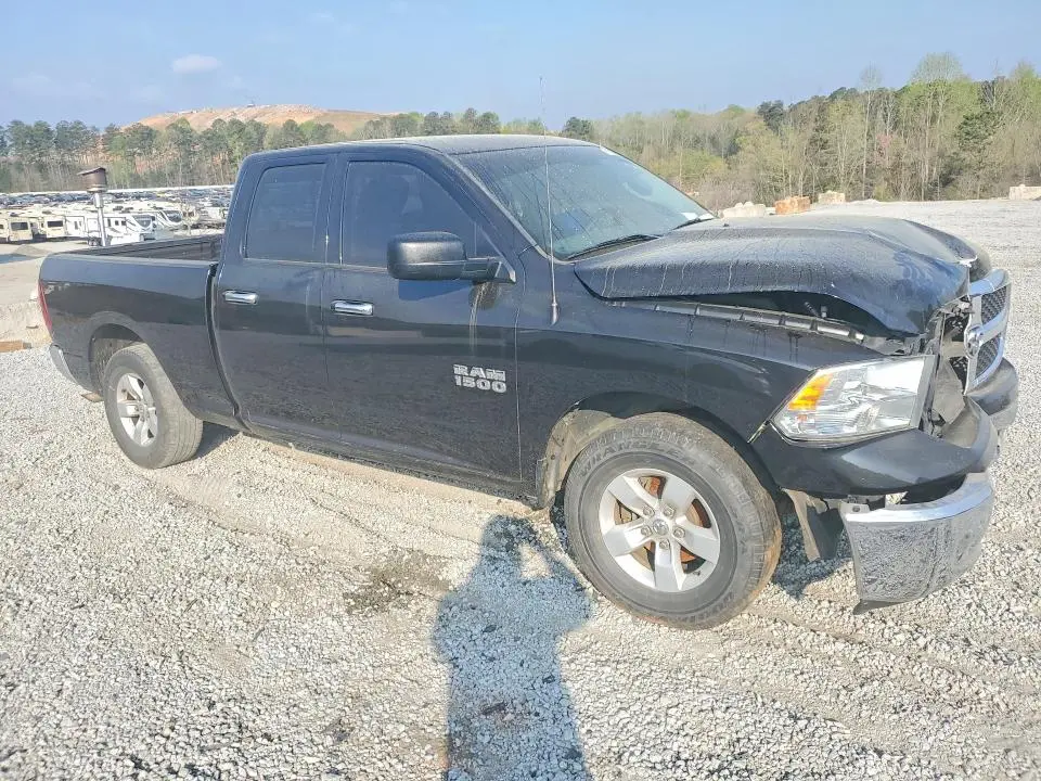 2017 RAM 1500 SLT  