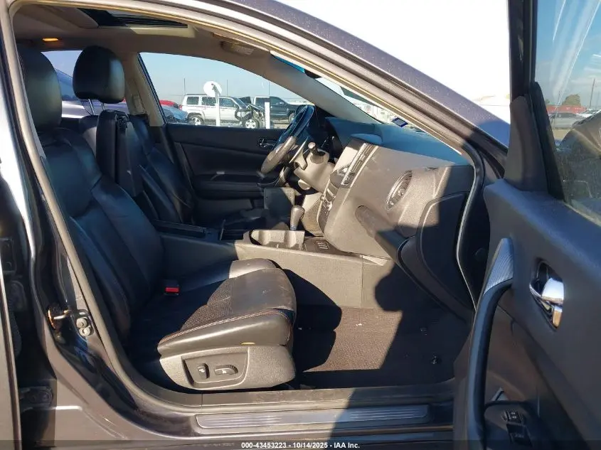 2010 NISSAN MAXIMA 3.5 SV