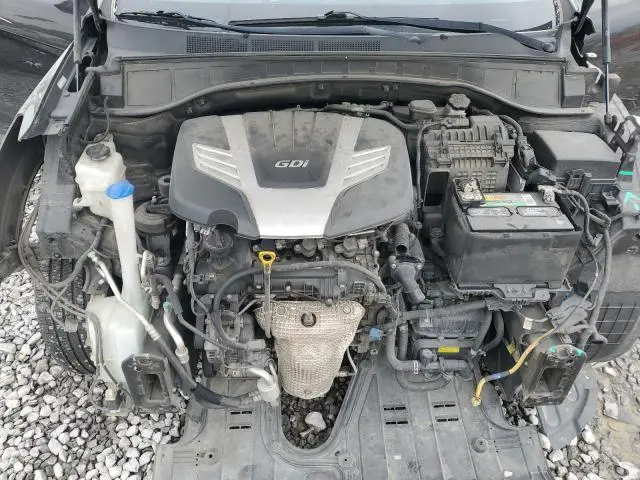 2017 HYUNDAI SANTA FE SE  