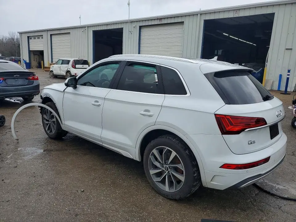 2021 AUDI Q5 PREMIUM  