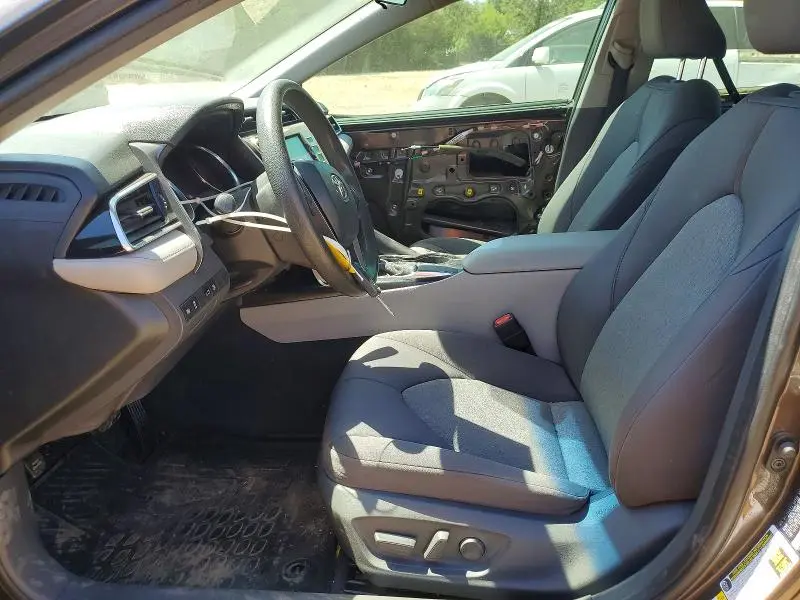 2018 TOYOTA CAMRY LE  