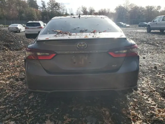 2021 TOYOTA CAMRY SE  