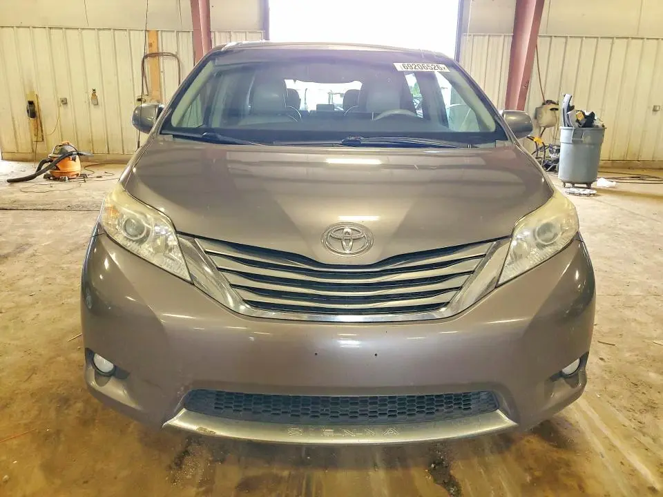 2011 TOYOTA SIENNA XLE 7-PASSENGER  