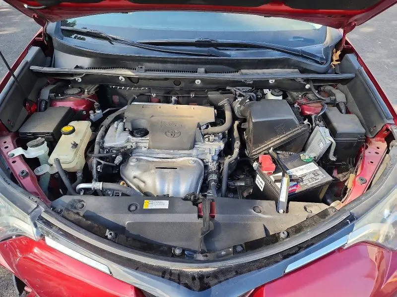 2018 TOYOTA RAV4 LE  