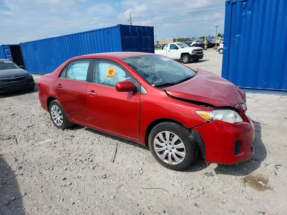 2013 TOYOTA COROLLA LE  
