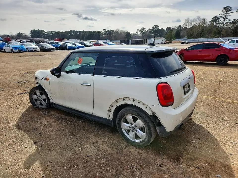 2015 MINI COOPER   