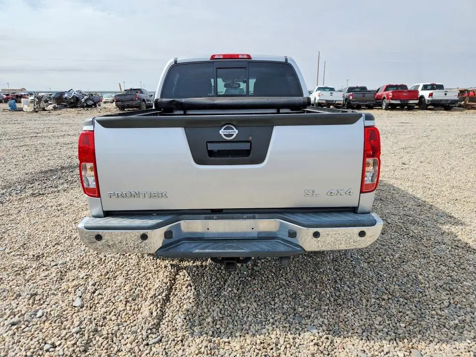 2019 NISSAN FRONTIER SL  