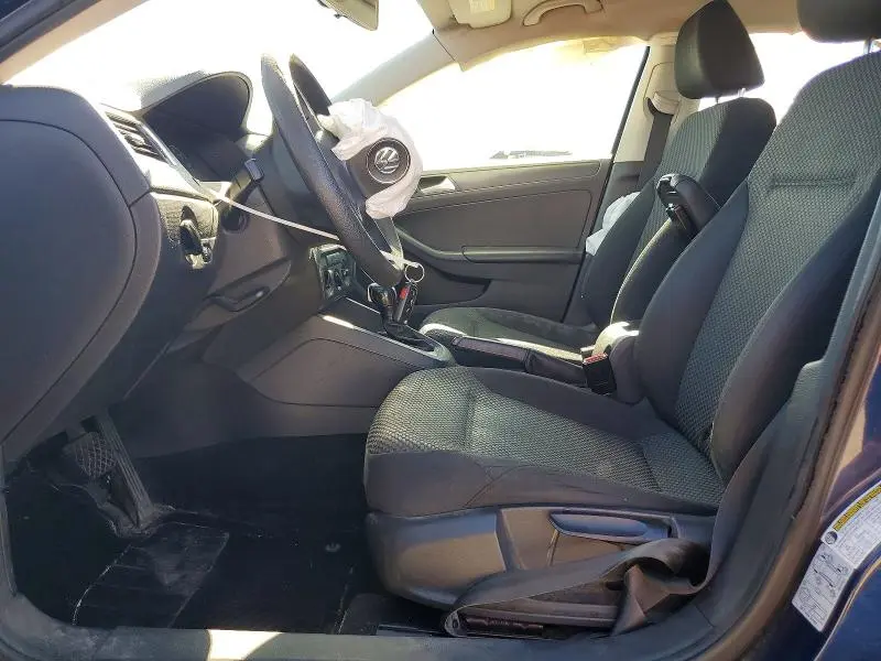 2014 VOLKSWAGEN JETTA BASE/S  