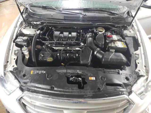 2017 FORD TAURUS SEL  