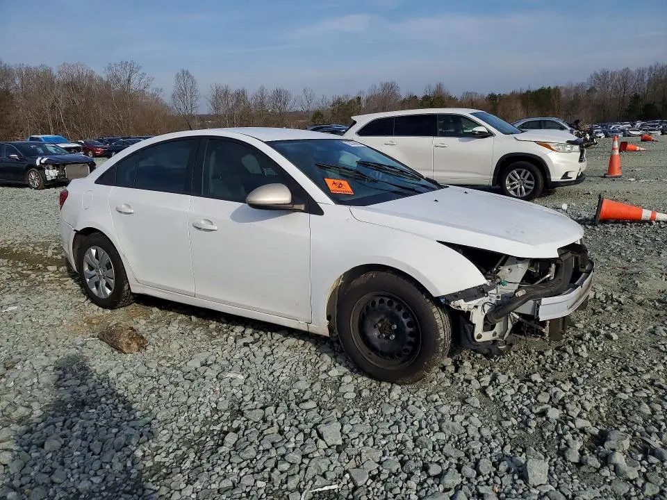 2014 CHEVROLET CRUZE LS  