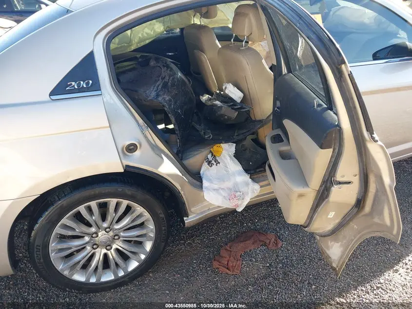 2013 CHRYSLER 200 LIMITED