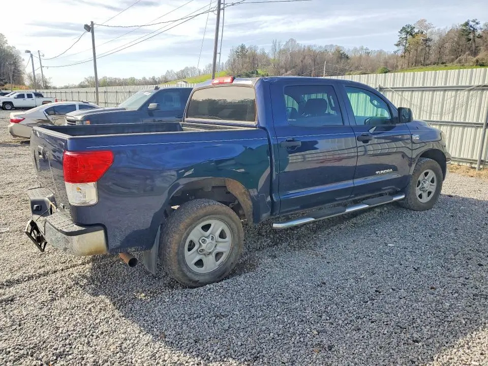 2010 TOYOTA TUNDRA CREWMAX SR5  