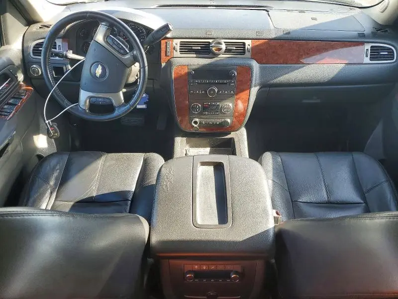 2013 CHEVROLET SUBURBAN C1500 LT  