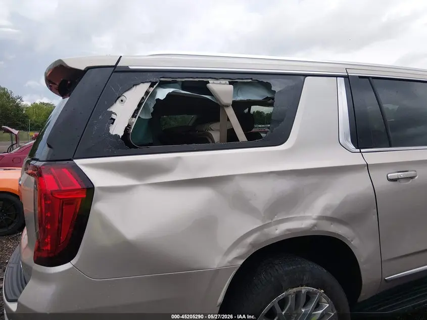 2023 GMC YUKON XL 4WD DENALI