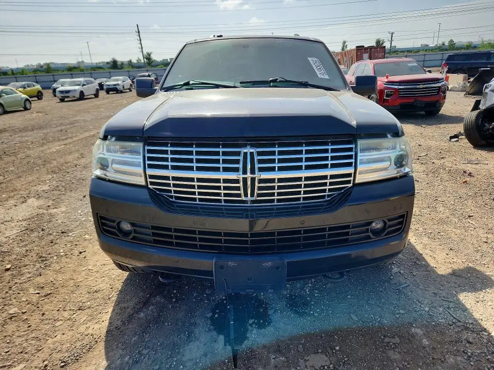 2011 LINCOLN NAVIGATOR   