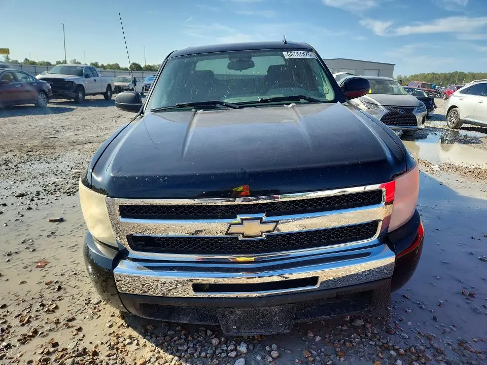 2011 CHEVROLET SILVERADO C1500 LS  